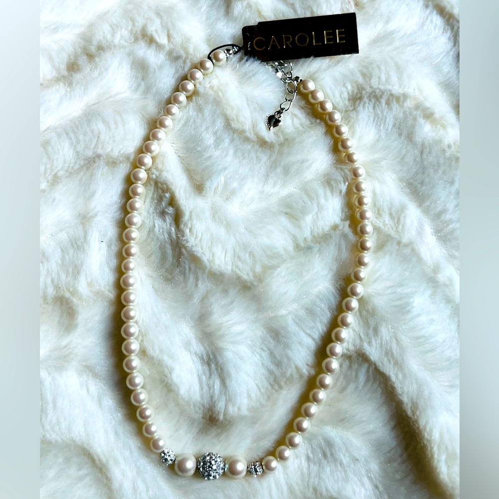 CAROLEE faux pearl necklace NWT